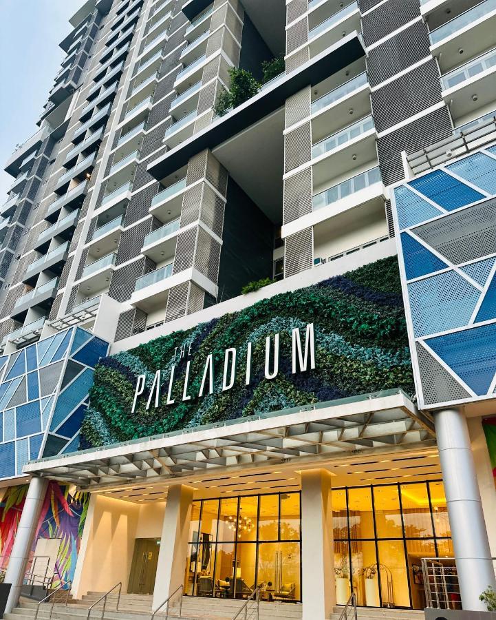 The Palladium- Serene Iloilo Esterno foto